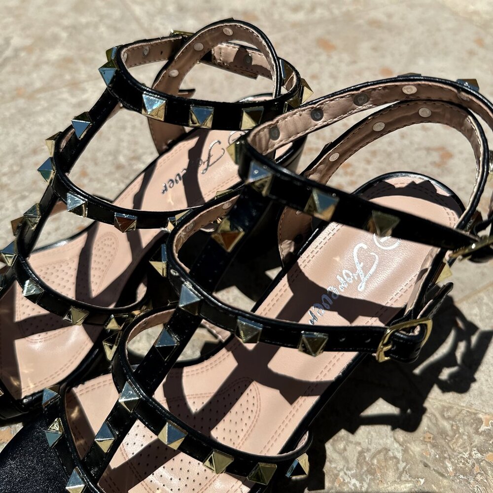 Studded Black Strappy Block Heel Sandals - Unbranded - Picture 6 of 9